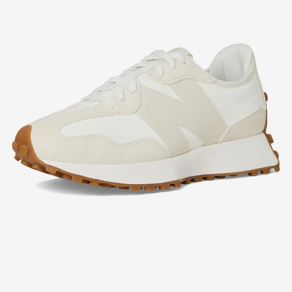 New Balance Classics 327 - Picture 1 of 10